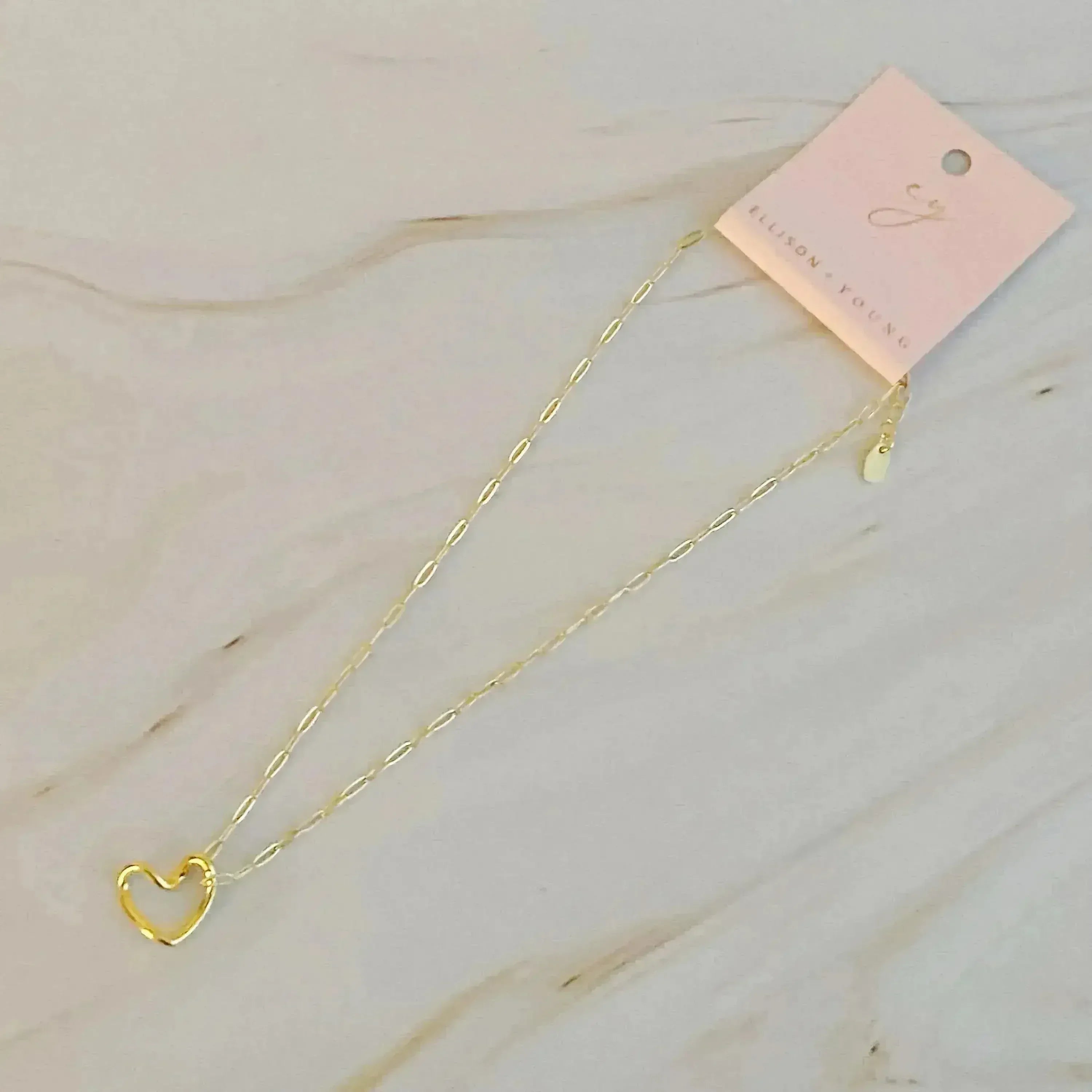 Heart And Chain Necklace - Dainty Gold Heart Pendant | Femstylo