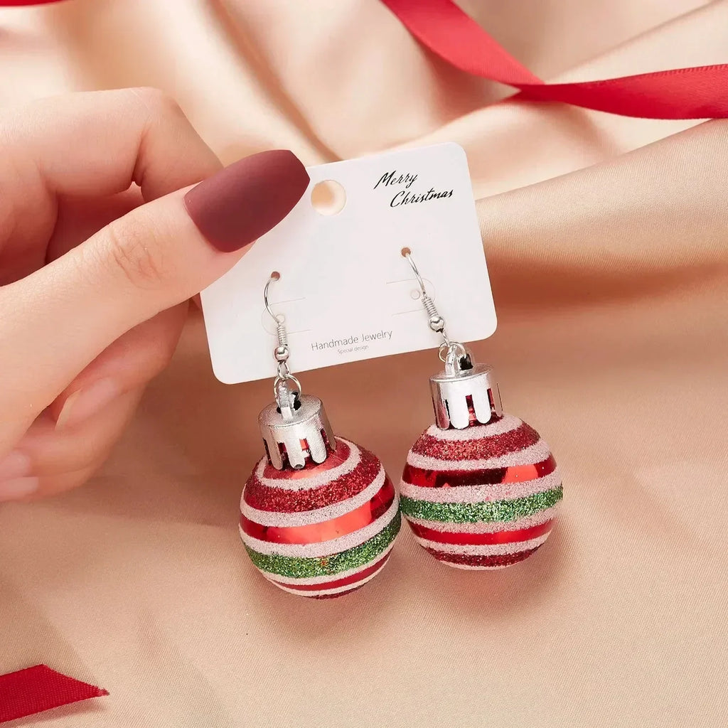 Rinhoo Christmas Circle Round Heart Deer Elk Pendant Earrings Piercing Ear Hook Earring Jewelry for Women