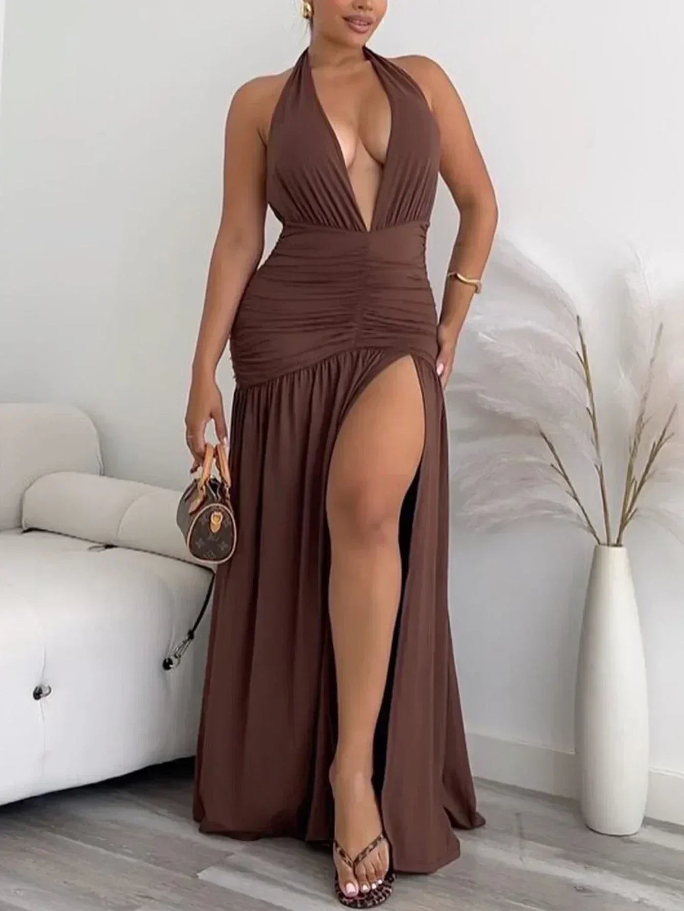 2025 Summer New Product Mature and Elegant Neck Hanging Deep V Chest Exposed Folded Waist High Split Design Backless Dress