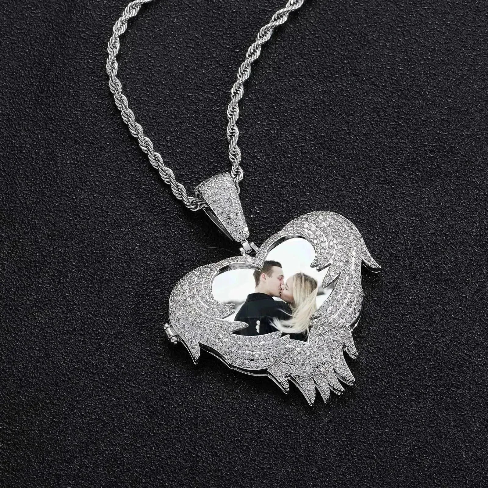 LoveShell™ – Custom Clamshell Heart Photo Pendant | Iced Out Zircon