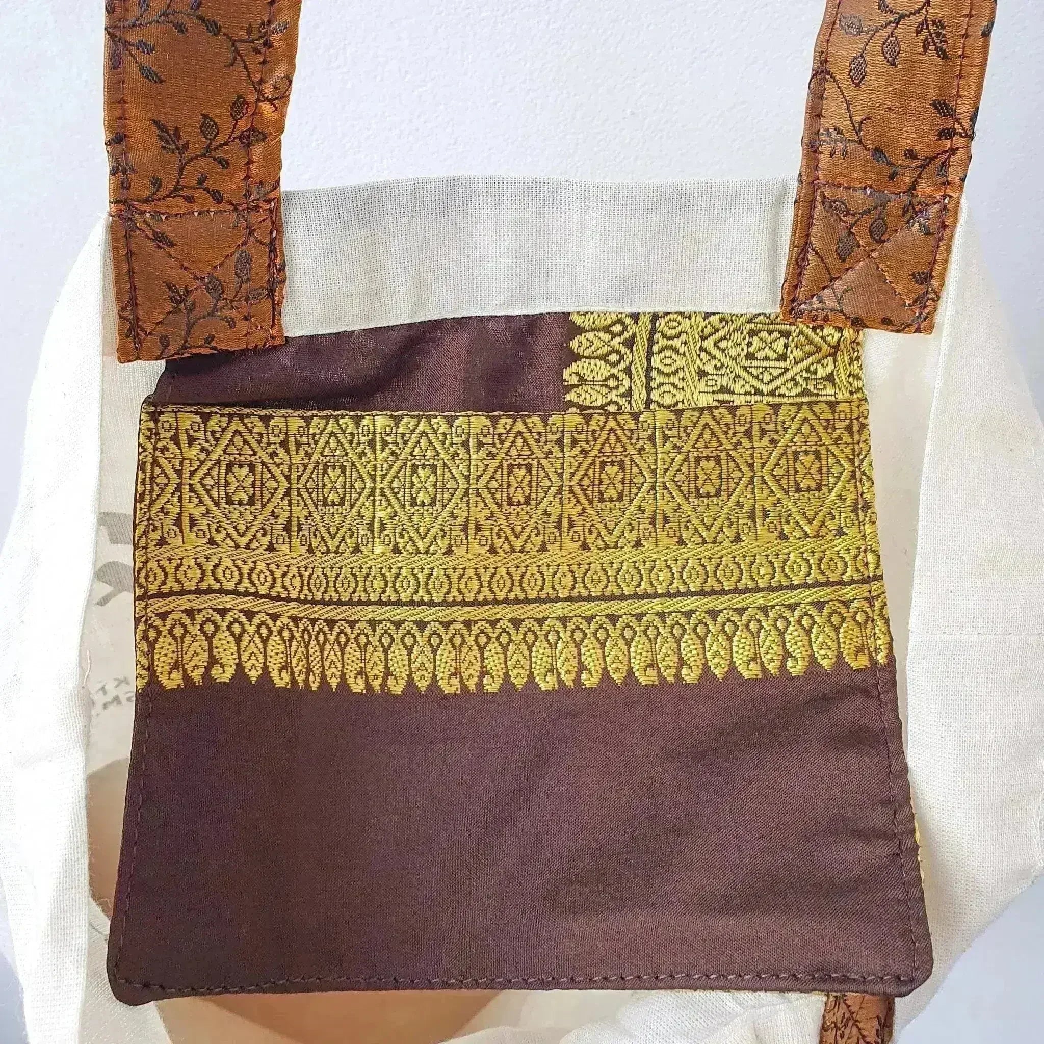 The Independence sari tote